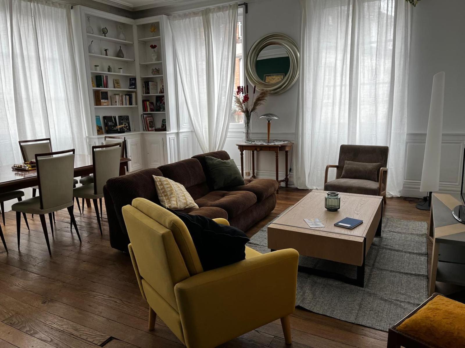La Villa Louana 2 Appartement 100 M2 Charme De L Ancien En Coeur De Ville 오뷔송 외부 사진