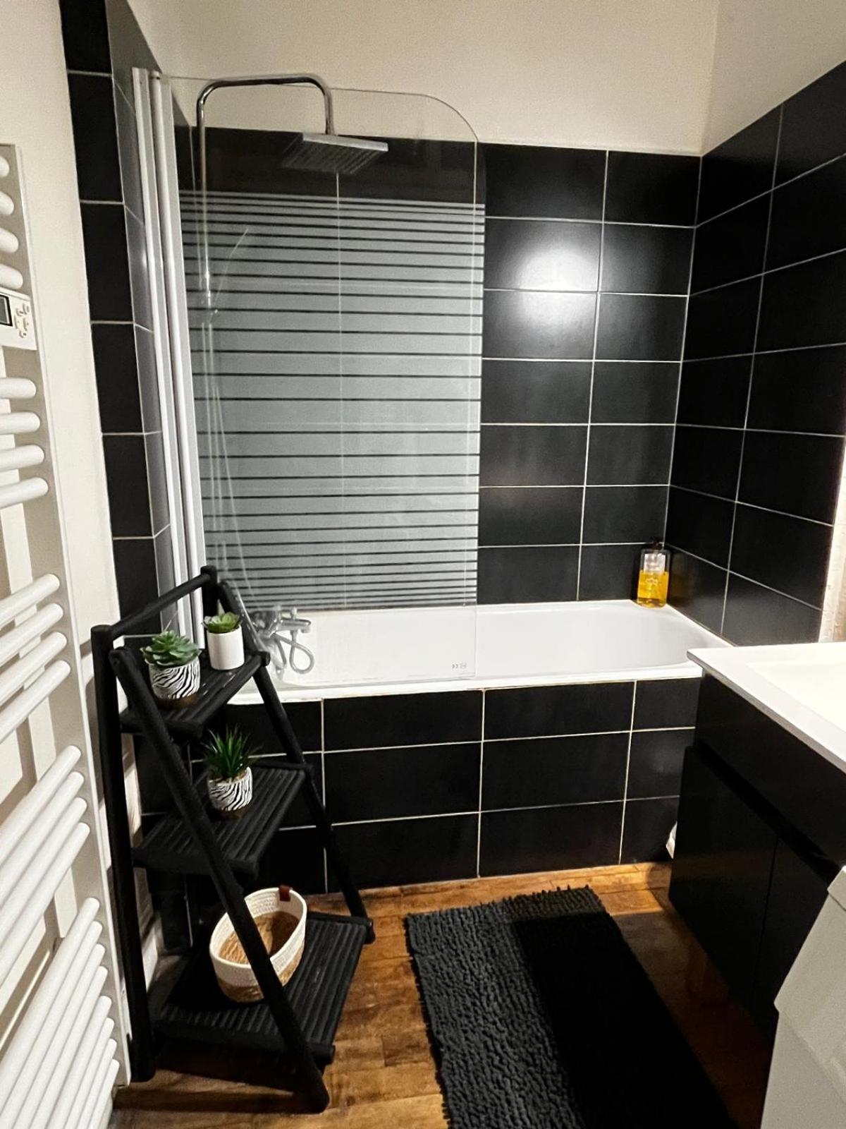 La Villa Louana 2 Appartement 100 M2 Charme De L Ancien En Coeur De Ville 오뷔송 외부 사진