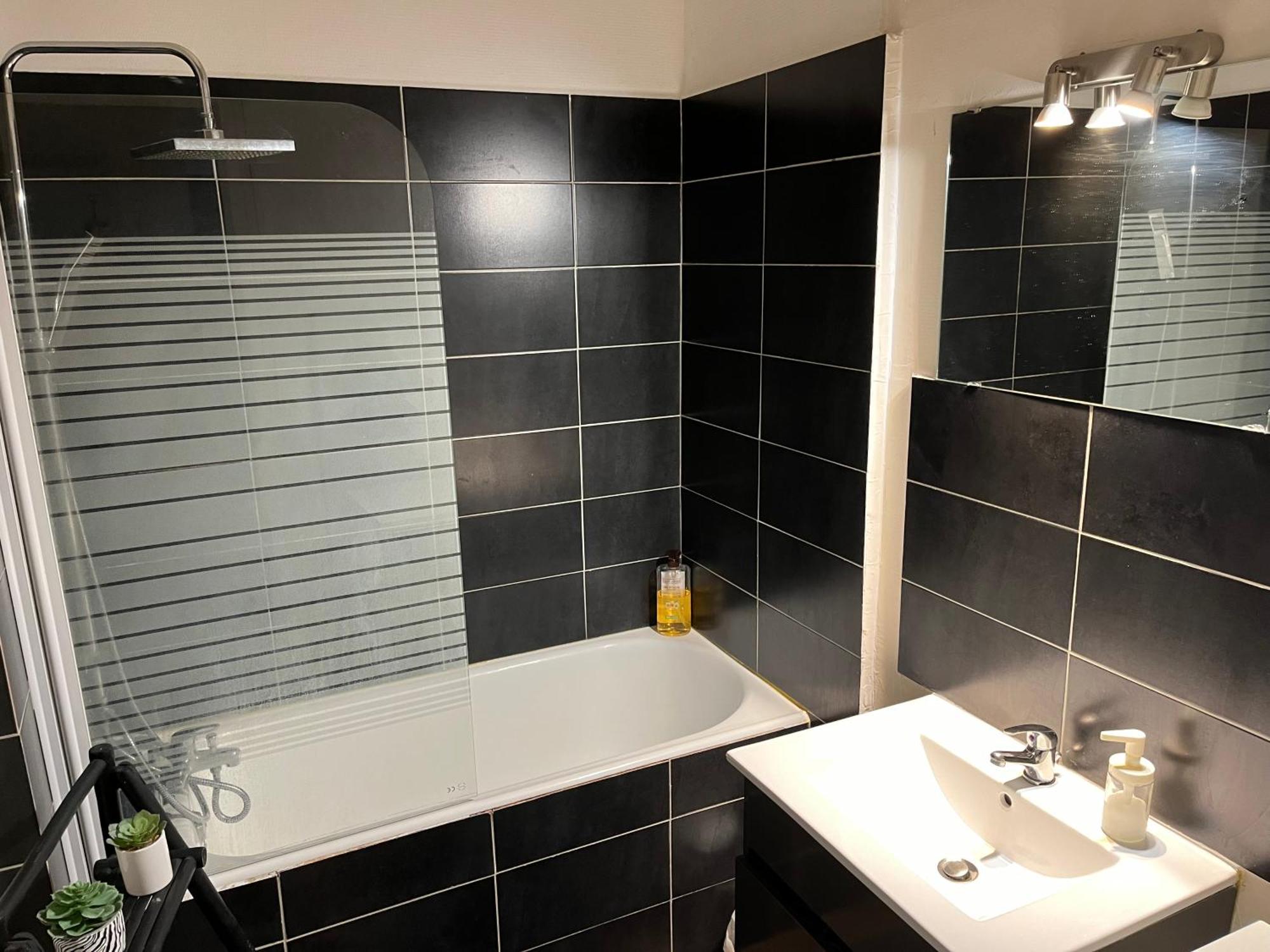 La Villa Louana 2 Appartement 100 M2 Charme De L Ancien En Coeur De Ville 오뷔송 외부 사진
